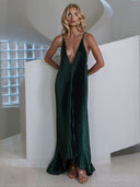 Elegant Pleated Deep V-neck Sleeveless Maxi Dress