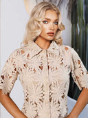 Elegant Lace-Collar Single-Breasted Short Shirt