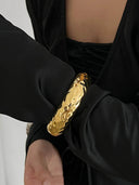 Exaggerated Smooth Hug Irregular Geometric Wide-Edge Spring Bracelet